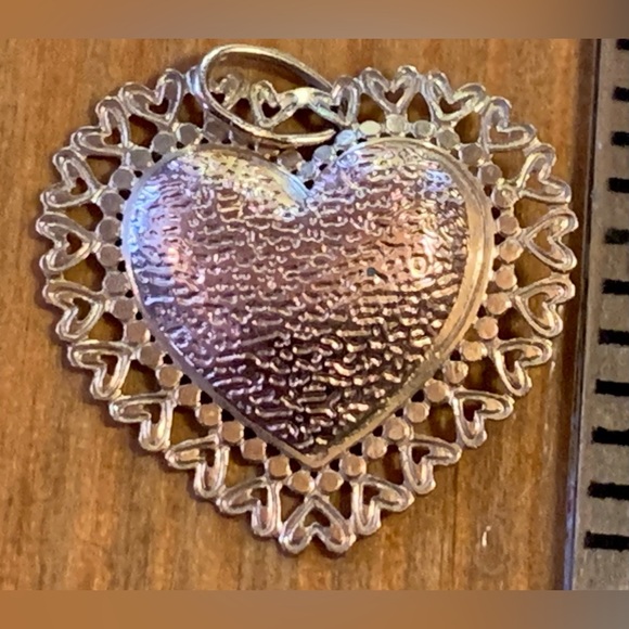 Petite heart charm or pendant, real gold - Picture 5 of 6